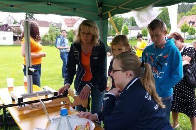 Jugendtag Wiesweiher Pegnitz - Stand des SV Horlach mit Lichtgewehr